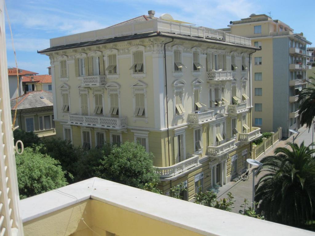 Hotel Miramare ラヴァーニャ エクステリア 写真